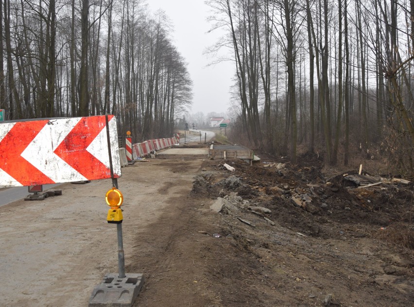 Przebudowa drogi wojewódzkiej numer 727 w gminie Jastrząb.