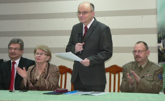 Honory gospodarza piątkowej uroczystości otwarcia pełnił Bernard Solecki, dyrektor 21. Wojskowego Szpitala Uzdrowiskowo-Rehabilitacyjnego w Busku-Zdroju.