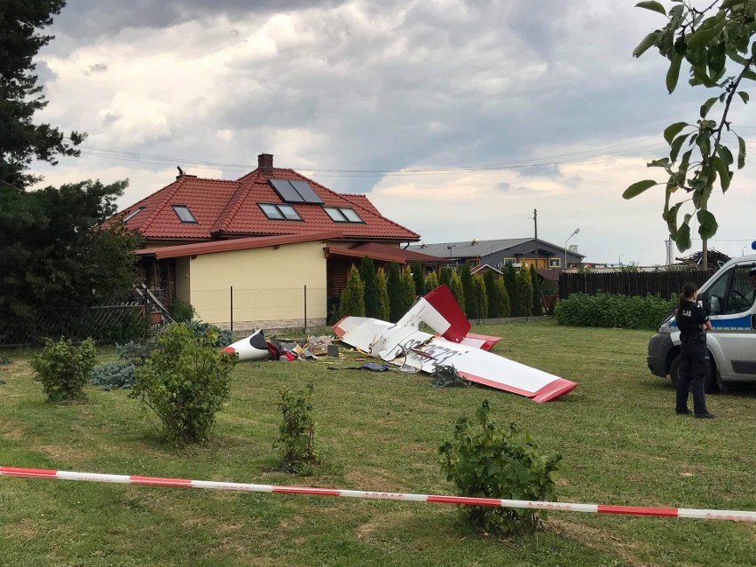 Wypadek szybowca w Krośnie. Zdjęcia otrzymaliśmy od...