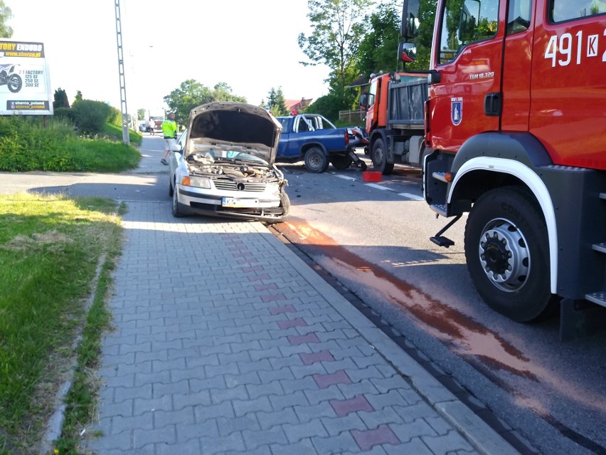Wypadek na zakopiance. W Nowym Targu zderzyły się cztery samochody. Droga długo była nieprzejezdna