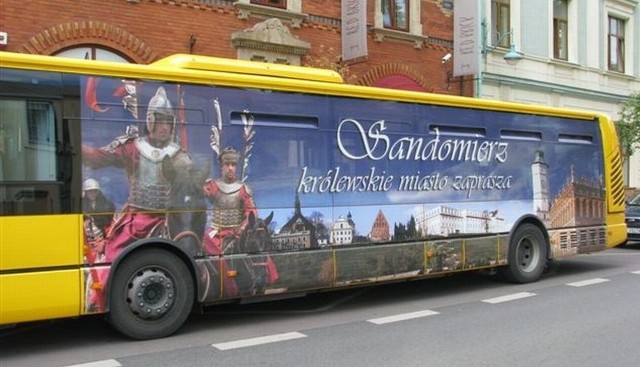 Na zdjęciu: &#8222;sandomierski&#8221; autobus w Krakowie.