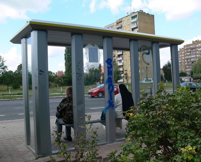 W tym roku nie będzie remontu zniszczonej wiaty przy ulicy Sikorskiego.