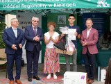 Konkursy dla dzieci i młodzieży oddziału Kasy Rolniczego Ubezpieczenia Społecznego w Kielcach rozstrzygnięte. Laureaci otrzymali nagrody  