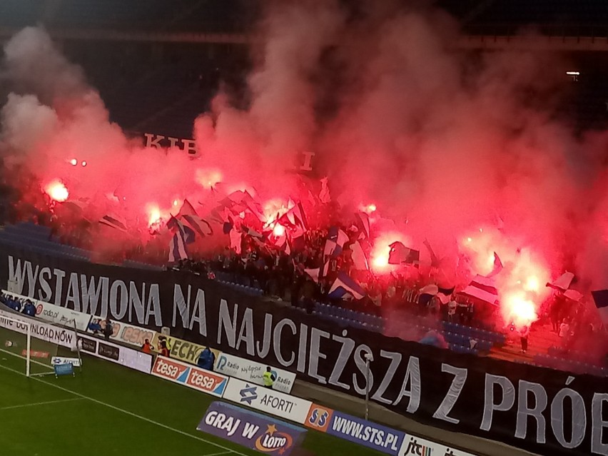 Podczas meczu Lech Poznań - Wisła Płock (2:1) atmosfera na...