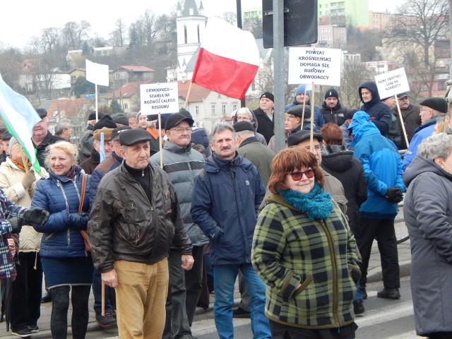 Walka o obwodnicę poprzez blokady mostu w końcu się opłaciła? Udało się wywalczyć przetarg na dokumentację