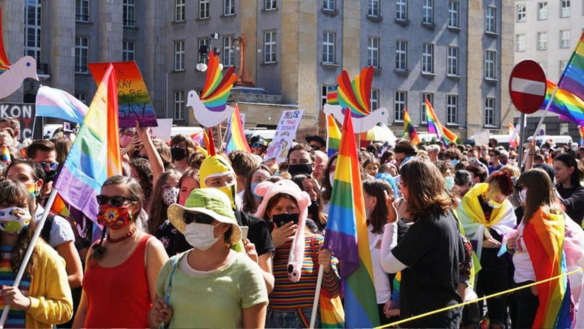 IV Marsz Równości w Katowicach przeszedł ulicami miasta w...