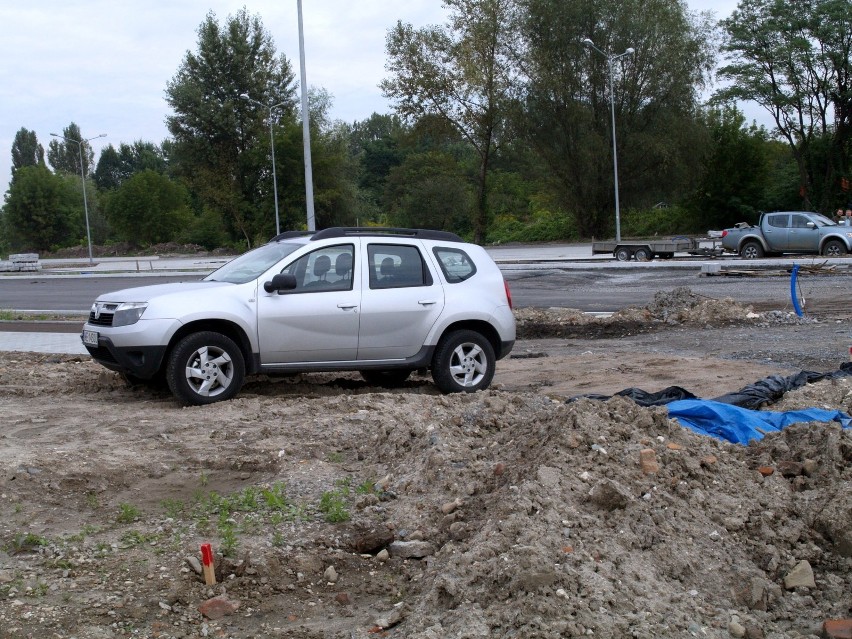 Szefowie koncernu Renault po dokładnych badaniach rynku i...