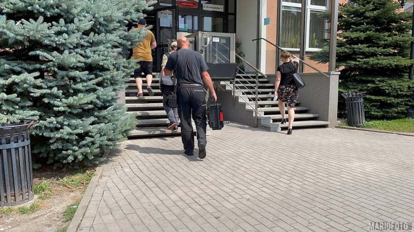 Policjanci i prokurator w akademiku Kmicic w Opolu. Nie żyje...