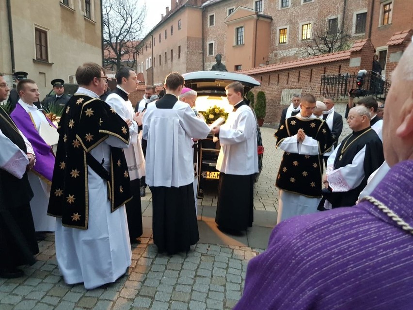 Uroczystości pogrzebowe byłego rektora UP ks. infułata prof. Jana Dyducha