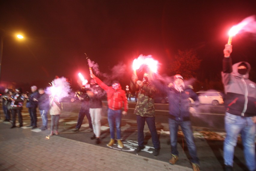 Kibice Górnika Zabrze na jubileusz swojego klubu odpalili...