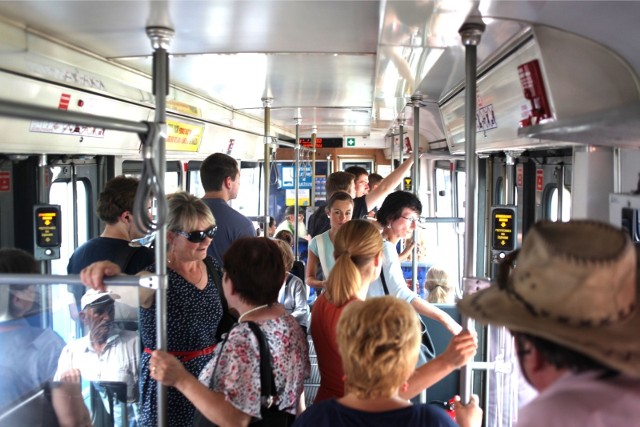 Tłok w krakowskich tramwajach