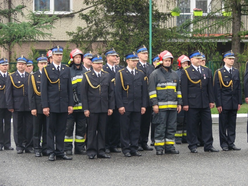 Dzień strażaka w Komendzie Miejskiej PSP w Katowicach: Minister wyróżniła bohaterów [ZDJĘCIA]