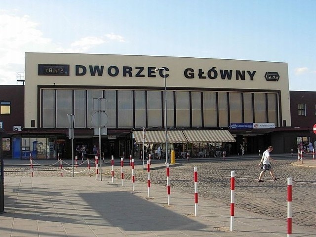 Dworzec Główny w Bydgoszczy zostanie wyremontowany, a nie wybudowany od nowa