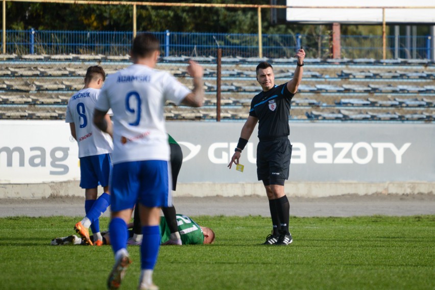 Star Starachowice wygrał wyjazdowy mecz z Unią Tarnów w 3. Lidze. Decydującego gola zdobył Tomasz Palonek. Zobacz zdjęcia