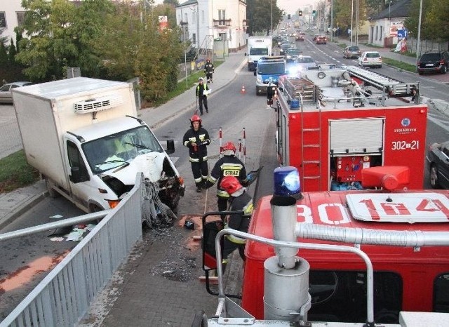 Wypadek iveco na ulicy 1 Maja w Kielcach.