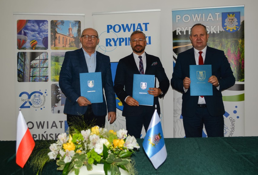 Od lewej: Mirosław Graczyk, Jarosław Sochacki i Zbigniew...