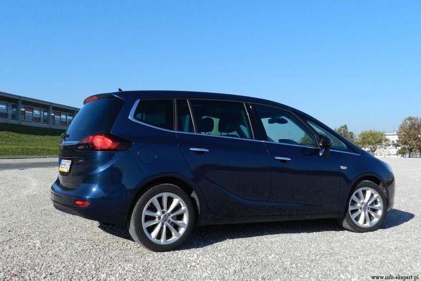 Opel Zafira Tourer 2.0 CDTI ,  Fot: Robert Kulczyk –...