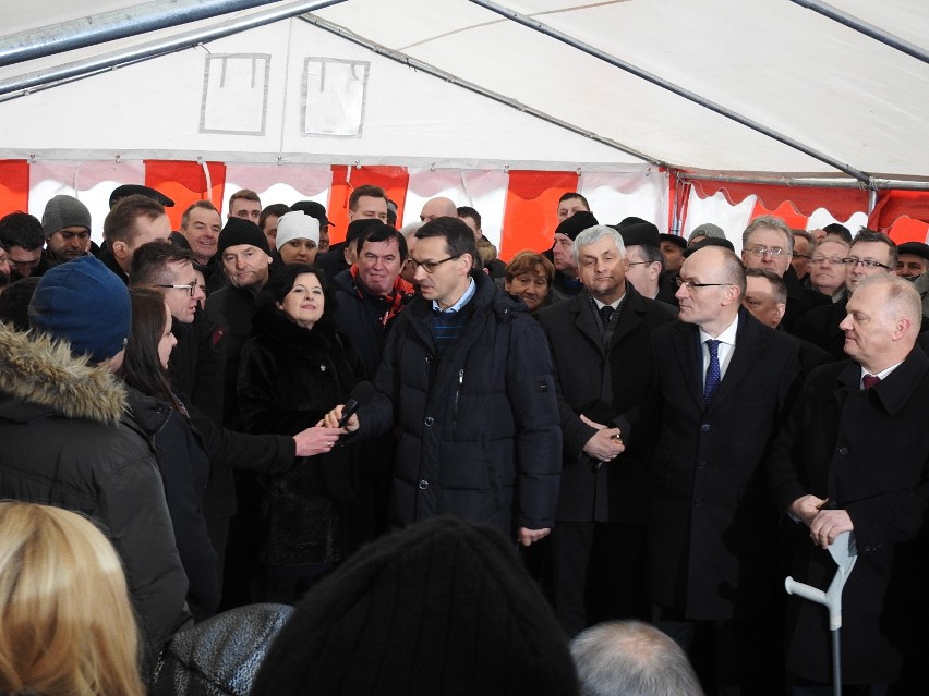 Premier Mateusz Morawiecki z wizytą w Podlaskiem. Odwiedził...