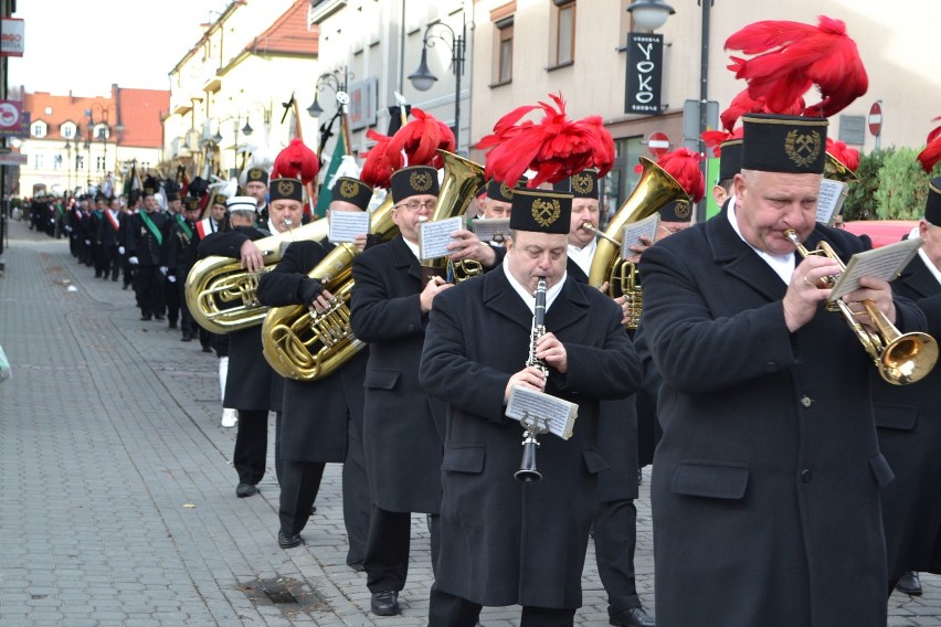 Żory: Pogrzeb Tadeusza Chwałki, przewodniczącego FZZ