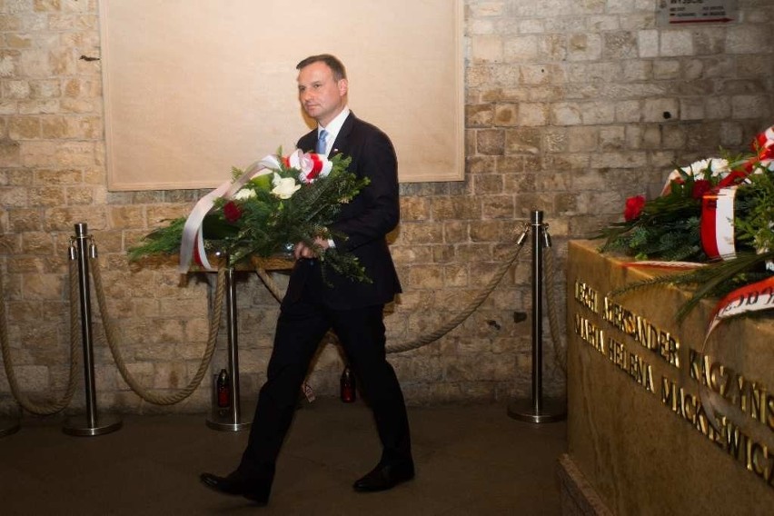 Andrzej Duda złożył kwiaty na Wawelu