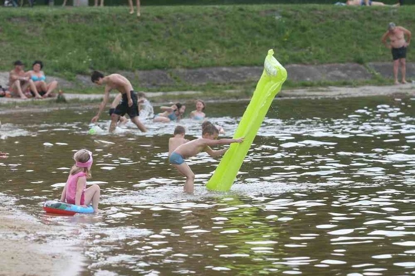 Deska? Rolki? Kąpiel? Dolina 3 Stawów w Katowicach na Lato...