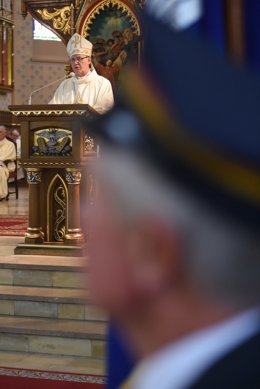 Kosciół Św. Szczepana w Katowicach Bogucicach podniesiony do rangi bazyliki mniejszej [ZDJĘCIA]