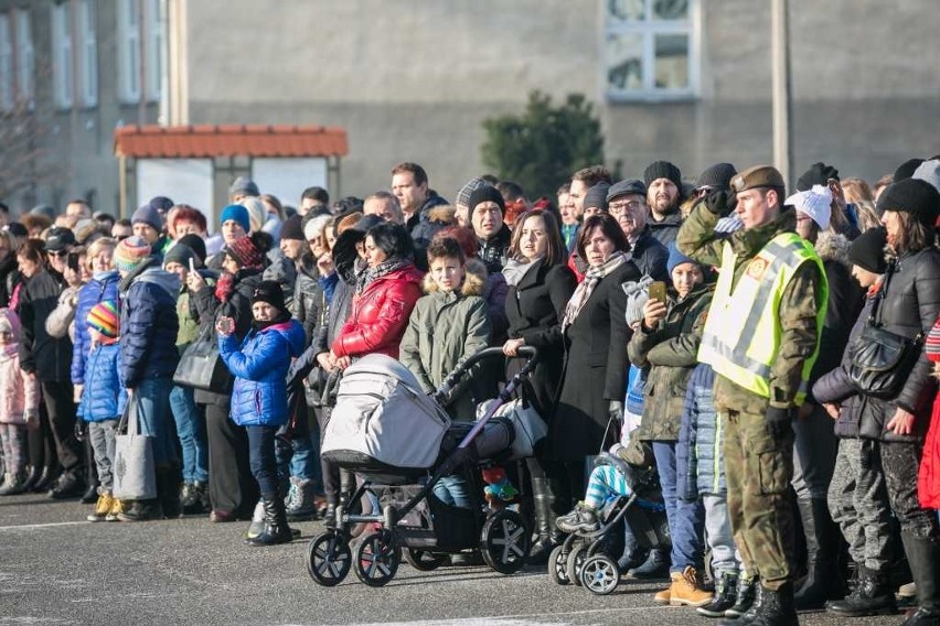 Kraków. Kolejni żołnierze Obrony Terytorialnej przysięgali wiernie służyć ojczyźnie [ZDJĘCIA]