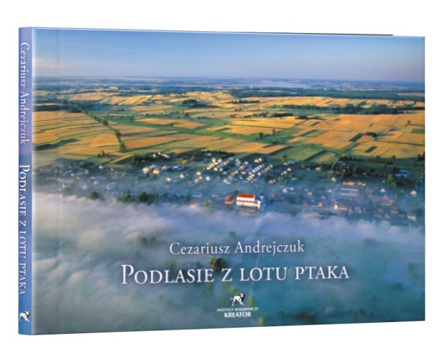 Wstęp do albumu Cezariusza Andrejczuka napisał prof. Adam Czesław Dobroński. To wydawnictwo warto mieć na półce domowej biblioteczki lub podarować bliskim w prezencie.