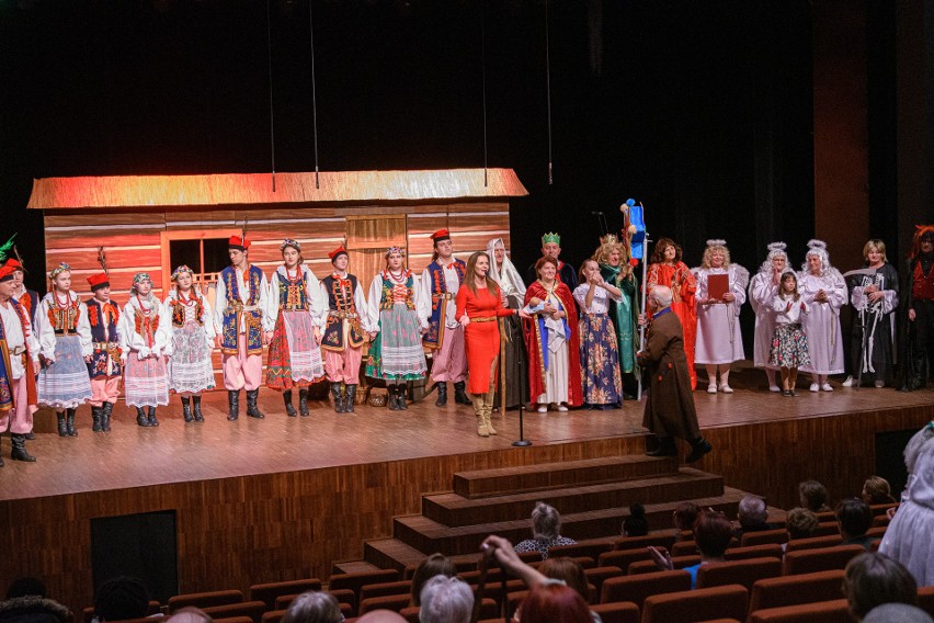 "Betlejem polskie" na scenie Samorządowego Ośrodka Kultury w Nowej Dębie. Zobaczcie zdjęcia widowiska