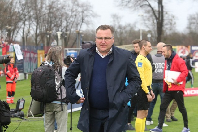 Czesław Michniewicz liczy na sprawienie niespodzianki z Legią