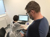 Rehabilitacja kardiologiczna w czasie koronawirusa:  Pierwsi pacjenci w Poznaniu mogą ćwiczyć na odległość
