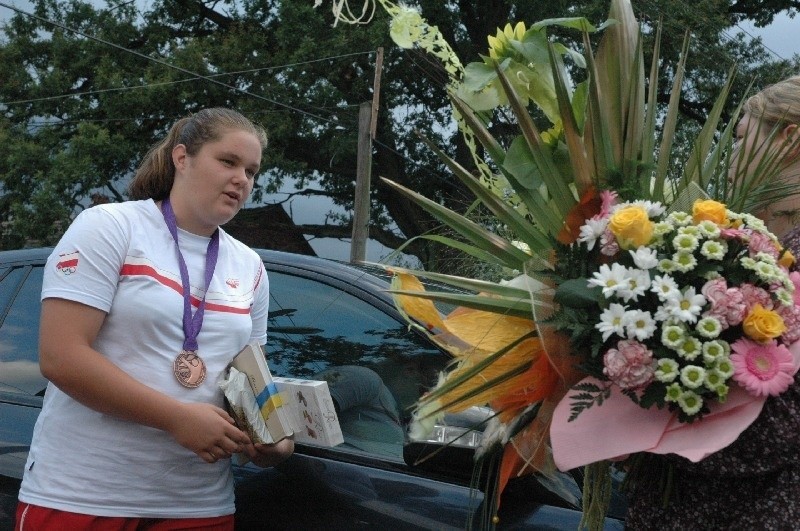 Brązowa medalistka w pchnieciu kulą z Mlodziezowych Igrzysk...