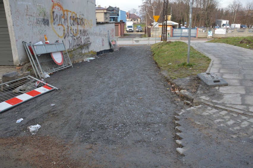 Skawina. Na początku przyszłego tygodnia skończą się utrudnienia na ul. Wesołej. Firma wznowi prace przerwane przed świętami Bożego Narodzen