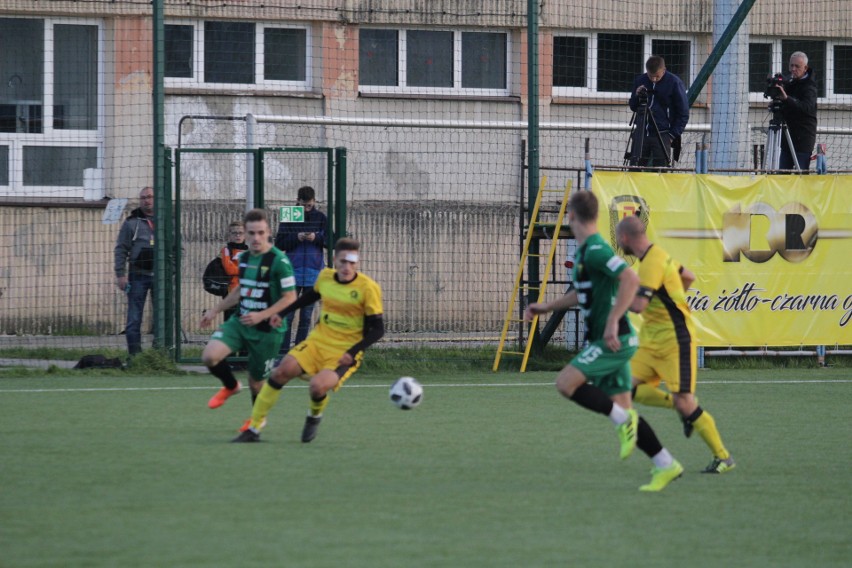 Ruch Radzionków - Gwarek Tarnowskie Góry 0:6 (0:4)