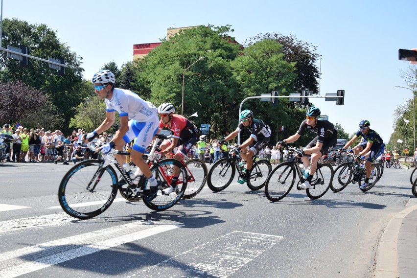 Tour de Pologne 2017 w Zawierciu. Kolarze już wystartowali ZDJĘCIA