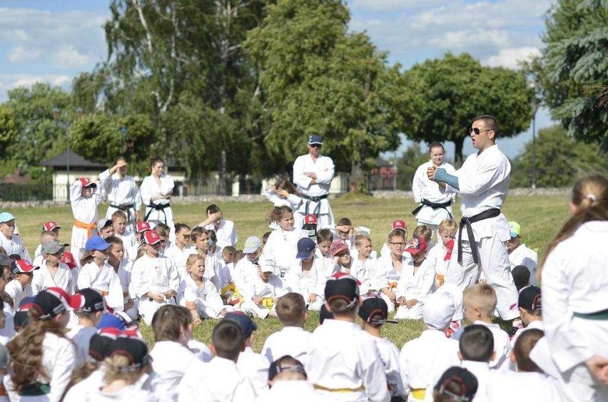 Moc atrakcji dla reprezentantów niepołomickiej Akademii Karate Tradycyjnego