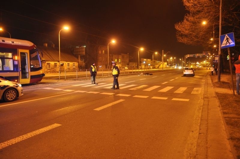 Wypadek na ul. Pabianickiej. Śmiertelne potrącenie rowerzysty [zdjęcia, FILM]