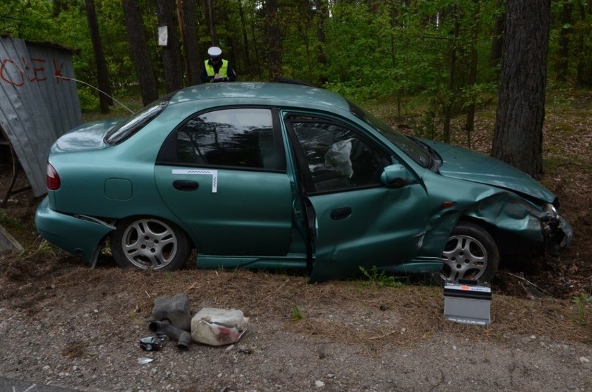 Kierujący daewoo lanosem mieszkaniec gminy Krasnosielc na...