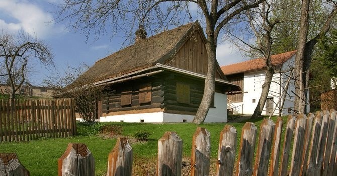 Kotulova dřevěnka w Hawierzowie (skansen)
