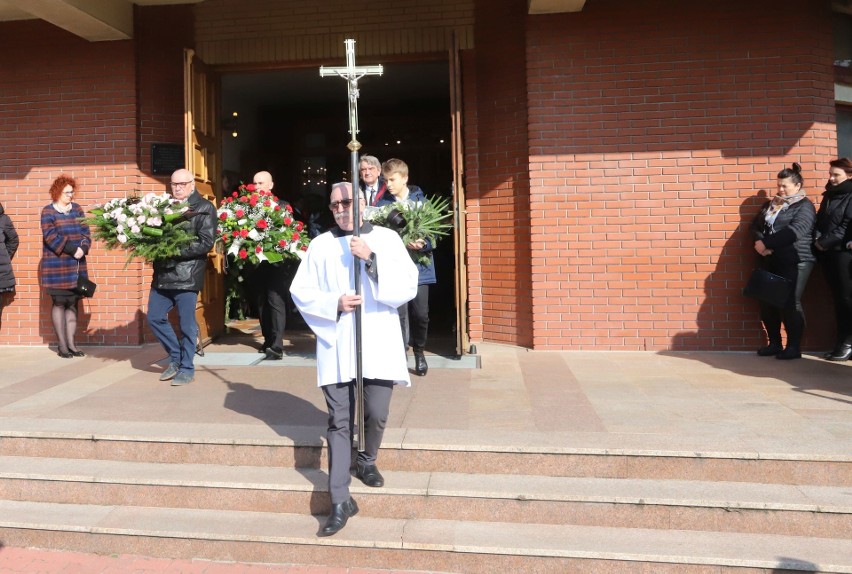 Radomianie pożegnali doktora Grzegorza Stolarka, zmarłego ordynatora oddziału zakaźnego Radomskiego Szpitala Specjalistycznego