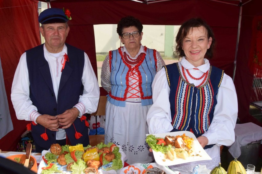 Drugie miejsce zajął Zespół Pieśni i Tańca Ciekoty. Panie...