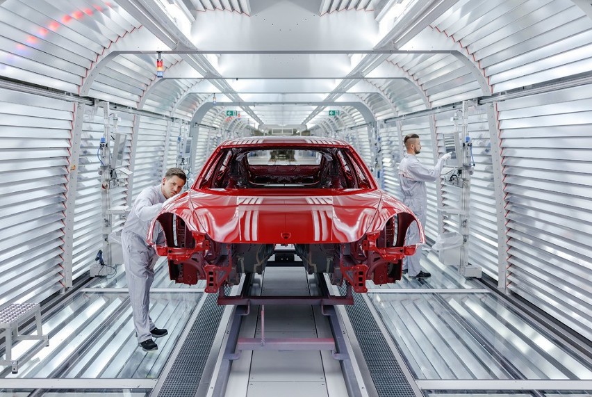 Przy produkcji nowego Porsche Panamera, zbudowanego na bazie...