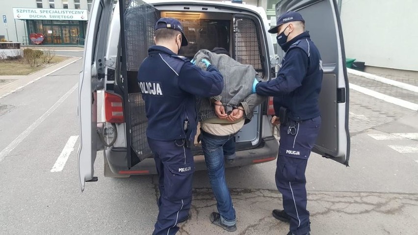 Kradzież skarbony z datkami w sanktuarium w Sulisławicach. Policjanci zatrzymali dwie osoby
