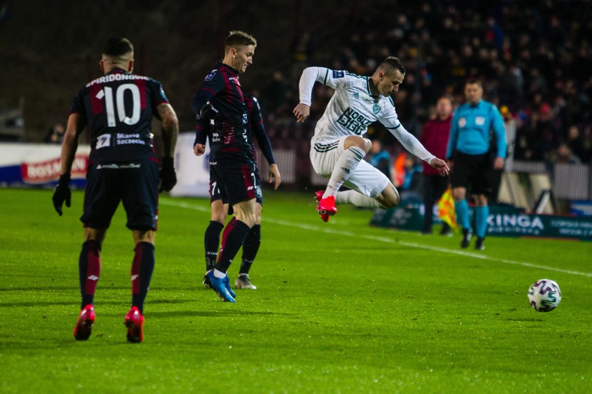 Pogoń Szczecin - Śląsk Wrocław 0:0. Spektakularne pudło Expósito (Pgoń - Śląsk skrót, bramki, wynik, relacja, zdjęcia)