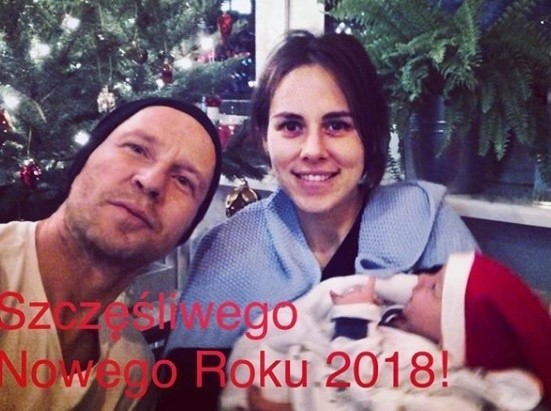 Wojciech Błach wraz z żoną Agnieszką i malutkim synkiem.