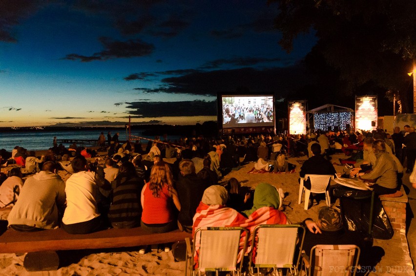 Dąbskie Wieczory Filmowe w Szczecinie - program: Kino na plaży, ciekawe spotkania [wideo]