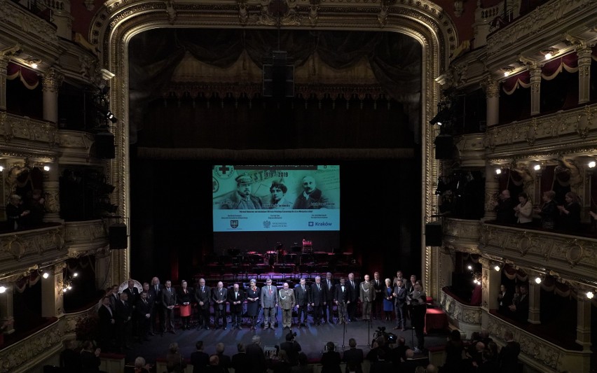 100-lecie Polskiego Czerwonego Krzyża. Gala w Teatrze im. Juliusza Słowackiego