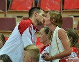 Bartosz Kurek ma kolejne powody do radości. Anna Grejman przyjęła jego oświadczyny