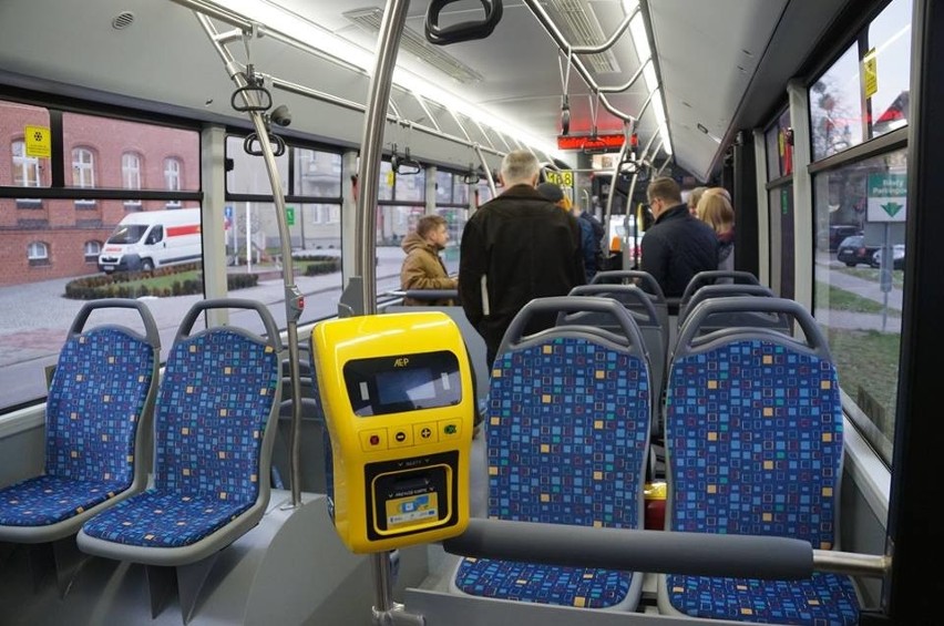 Takie autobusy obsługują komunikację miejską w Wodzisławiu...