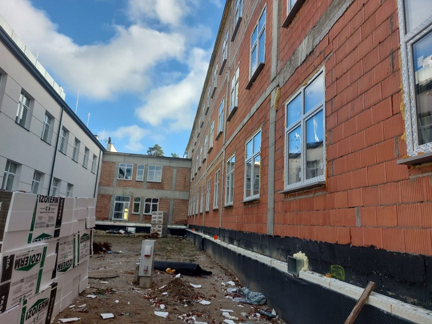 Drugi etap budowy szpitala powiatowego w Pionkach kosztuje...